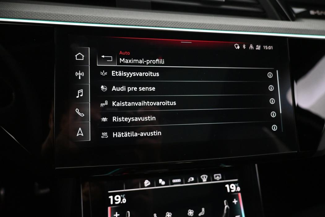 AUDI Q8 e-tron 2024