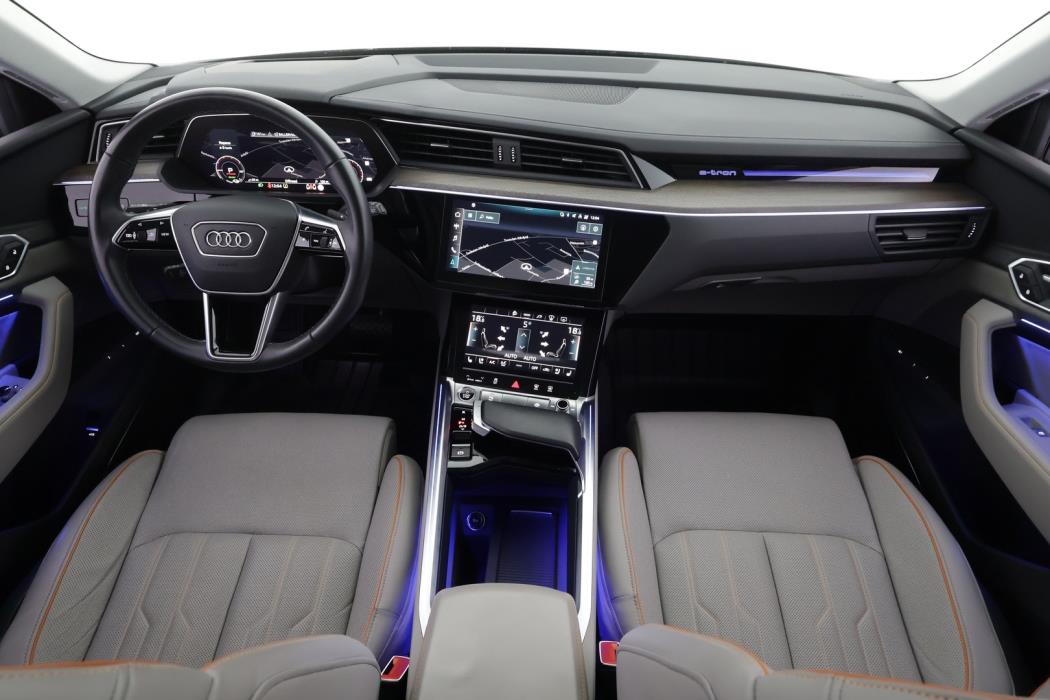 AUDI e-tron 2023