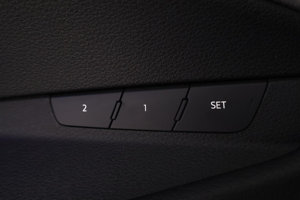 AUDI e-tron 2023