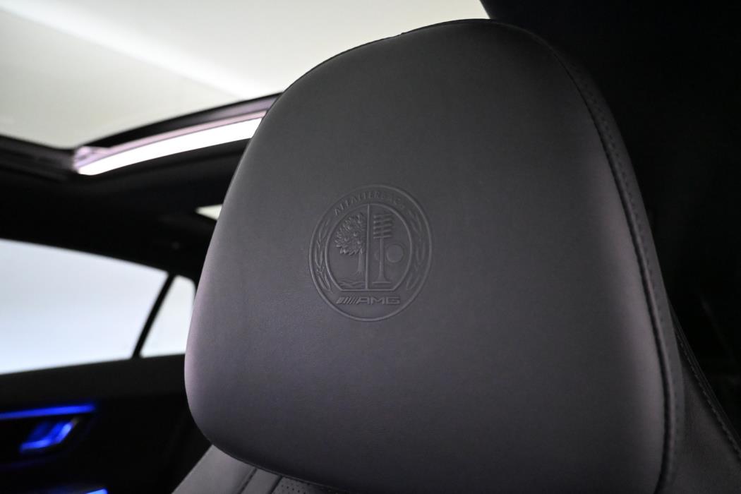 MERCEDES-BENZ EQE 2023