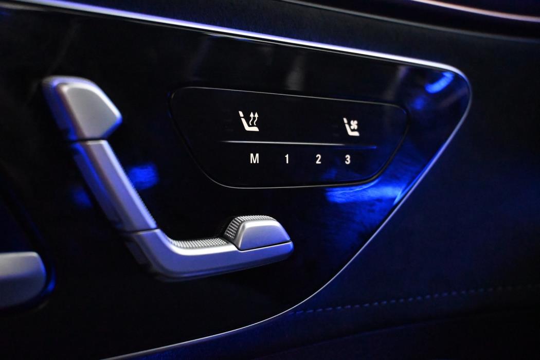 MERCEDES-BENZ EQE 2023