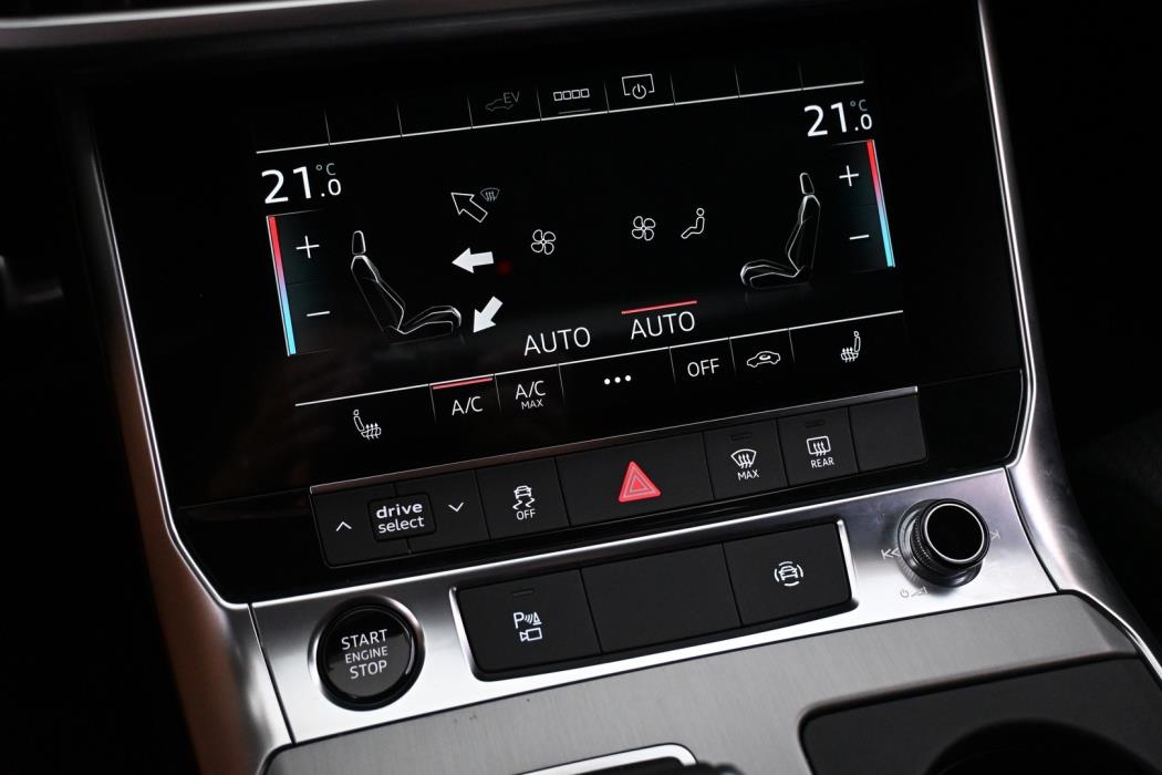 AUDI A6 2024