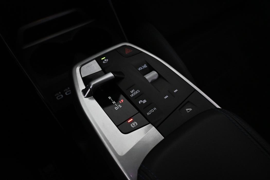 BMW 225 2024