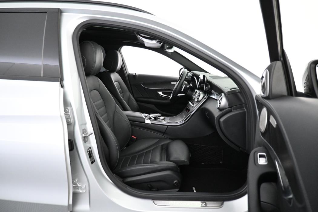 MERCEDES-BENZ C 2019