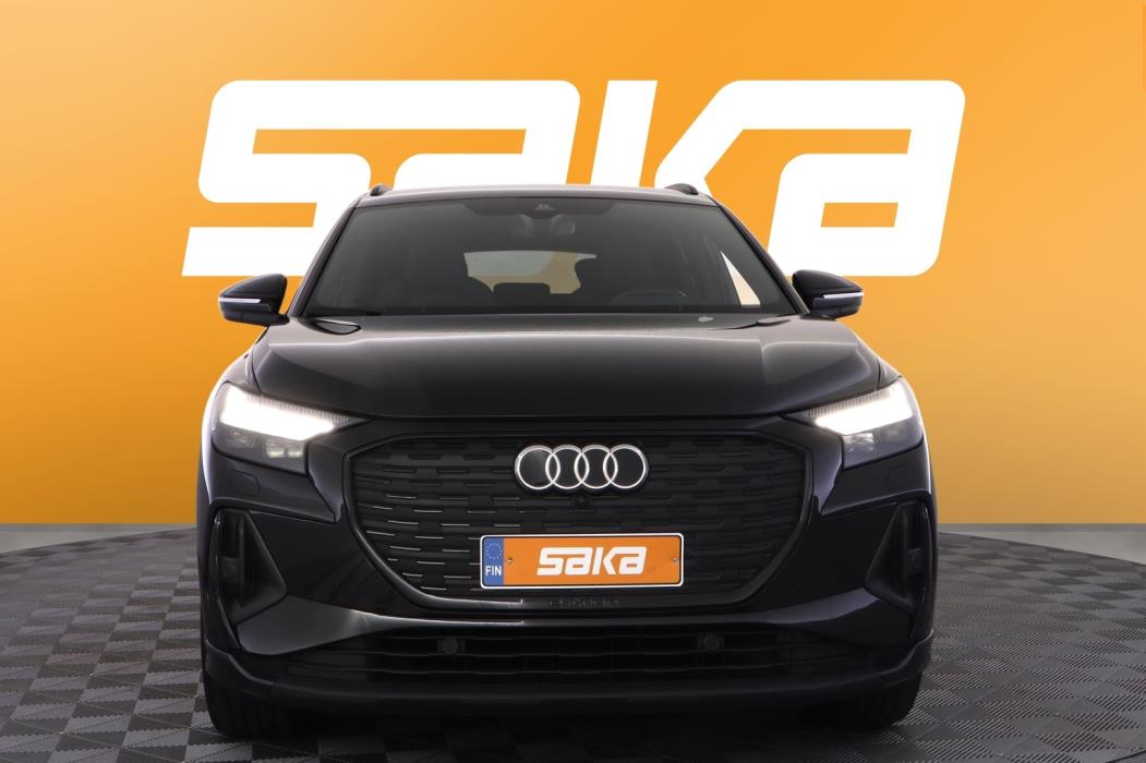 AUDI Q4 e-tron 2024
