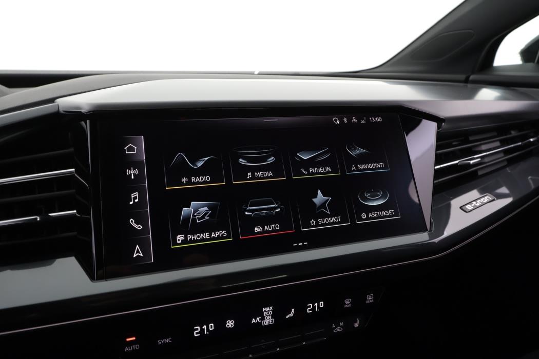 AUDI Q4 e-tron 2024