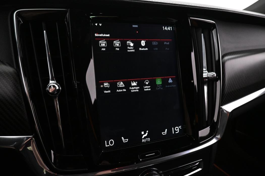 VOLVO V90 Cross Country 2018