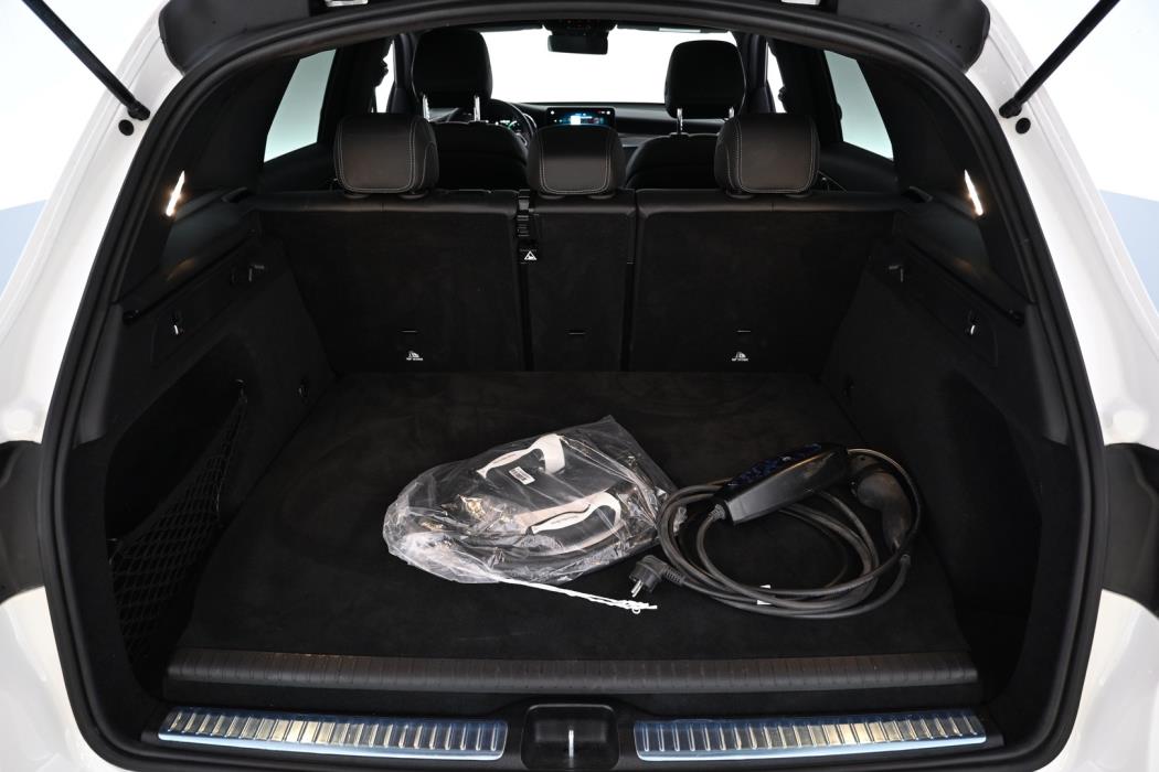 MERCEDES-BENZ GLC 2022