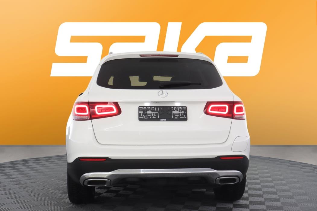 MERCEDES-BENZ GLC 2022