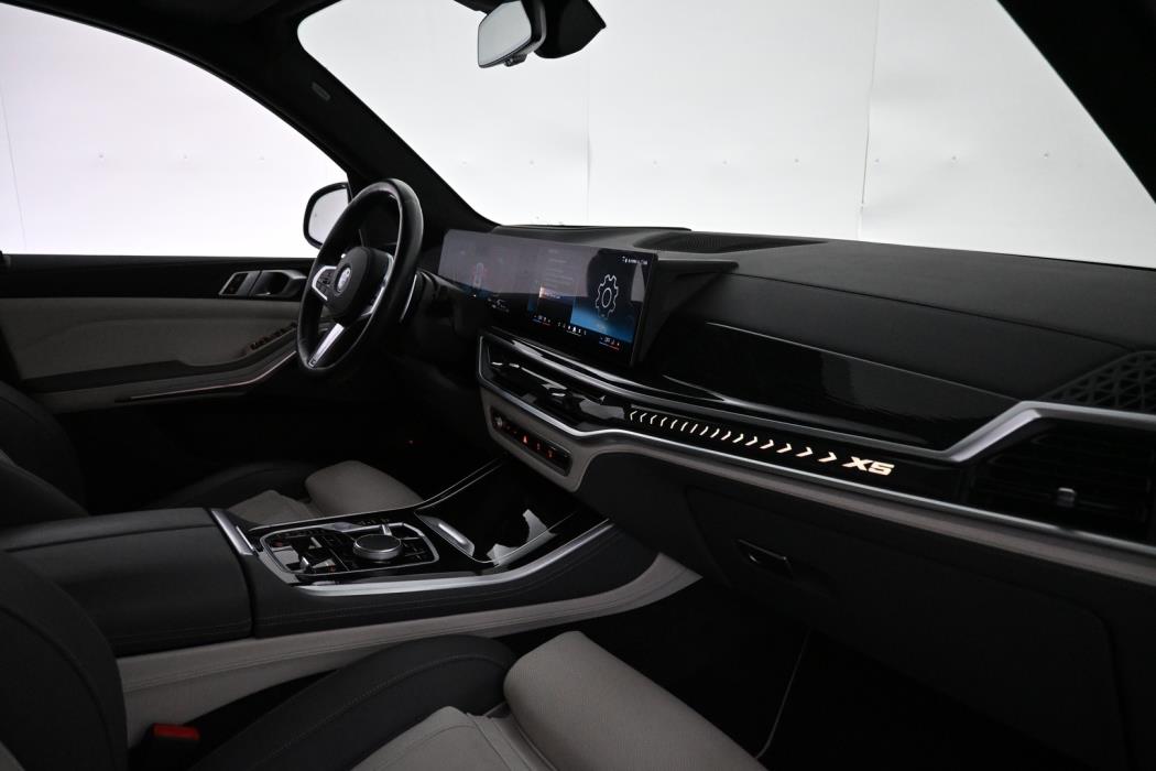 BMW X5 2024