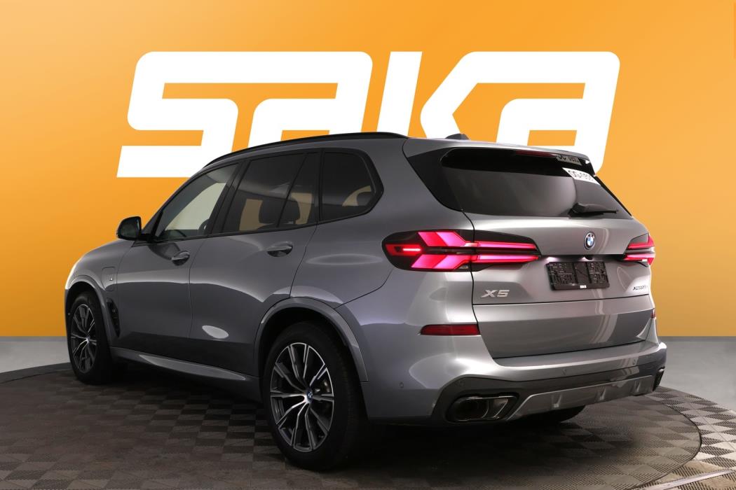 BMW X5 2024