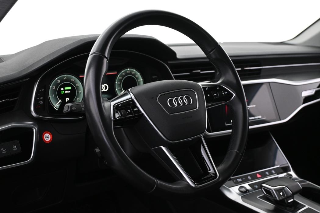 AUDI A6 2022