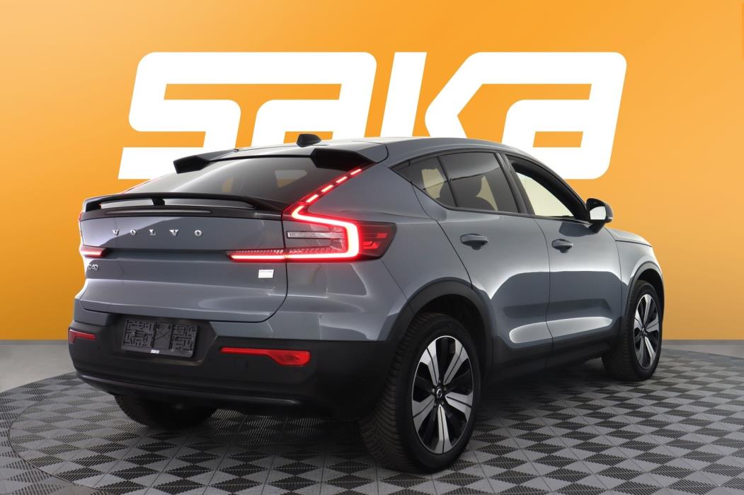 VOLVO C40 2023