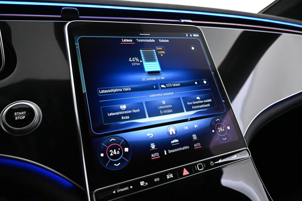 MERCEDES-BENZ EQE 2024