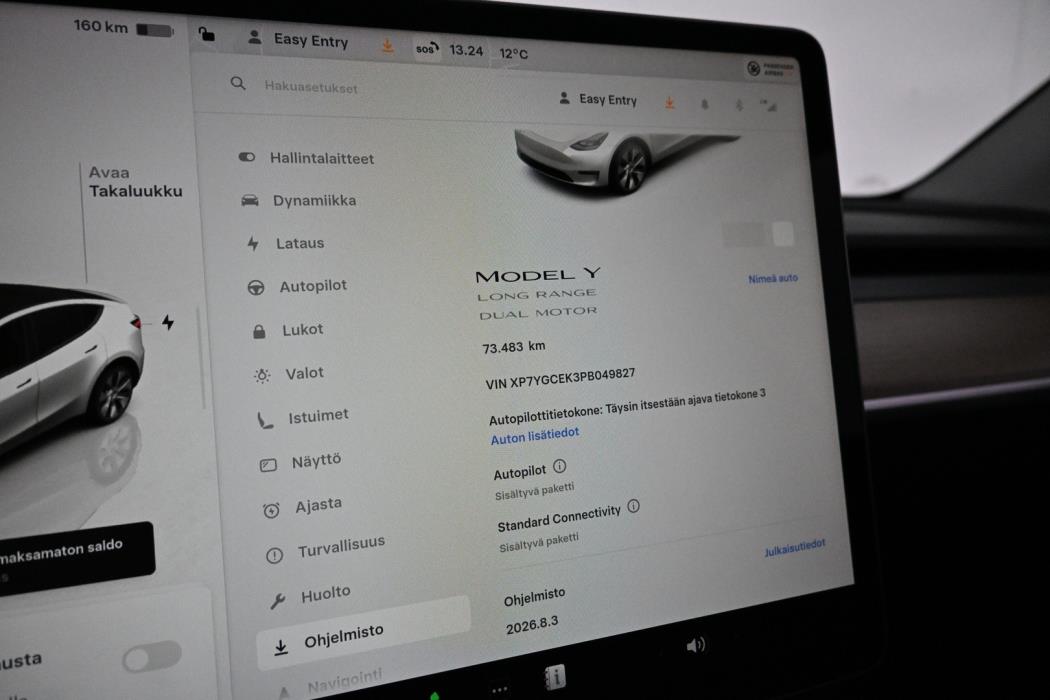 TESLA Model Y 2023