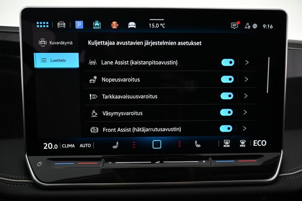 VOLKSWAGEN Passat 2025