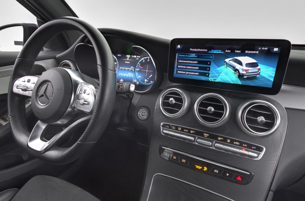 MERCEDES-BENZ GLC 2022