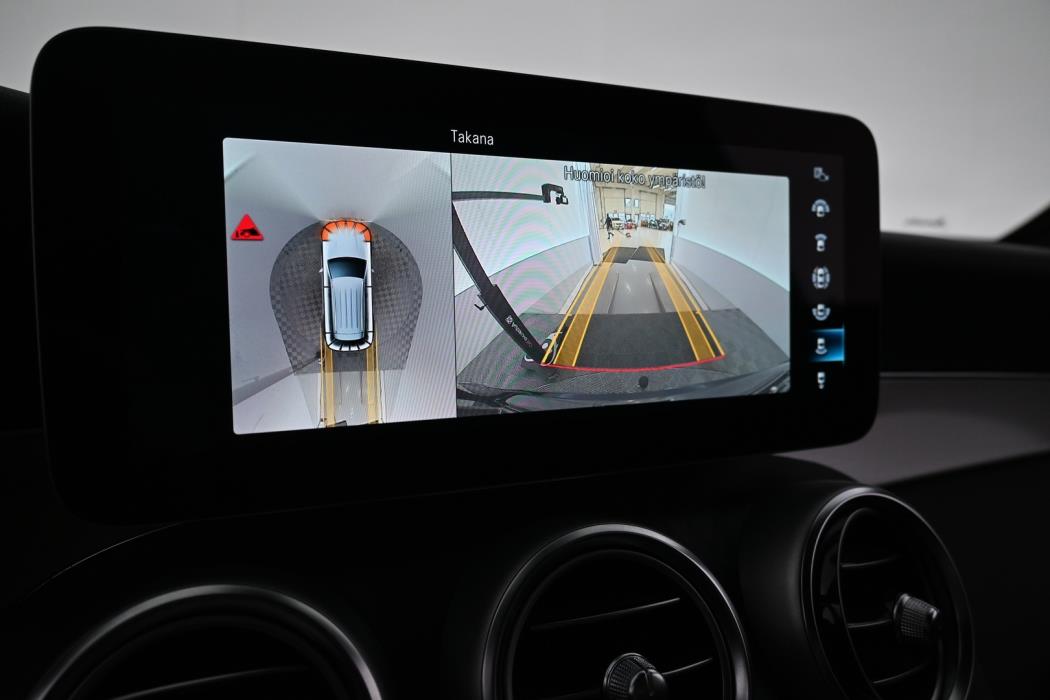 MERCEDES-BENZ GLC 2022