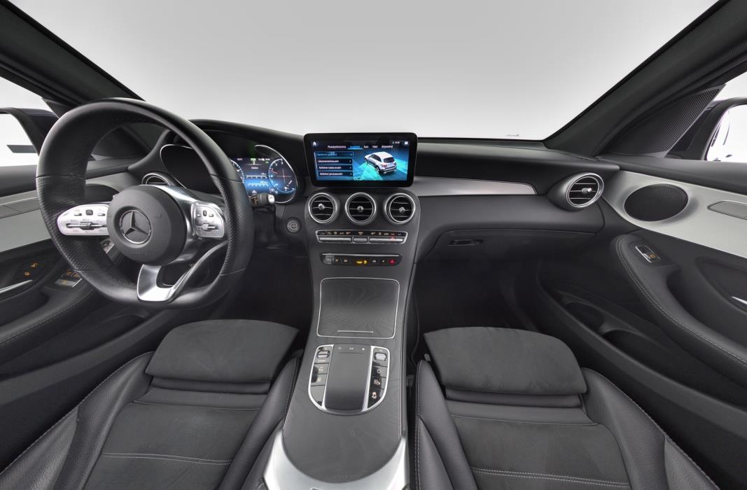 MERCEDES-BENZ GLC 2022