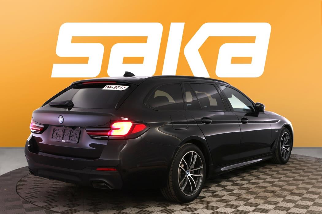 BMW 530 2022