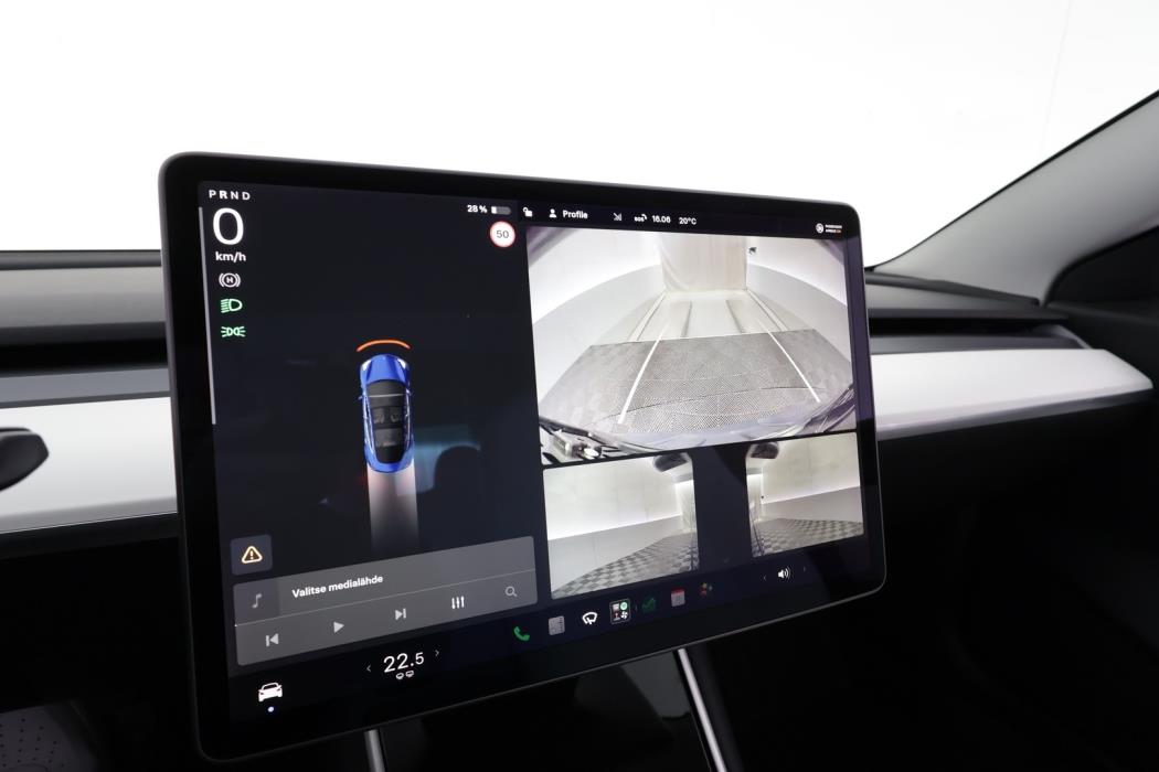 TESLA Model 3 2020