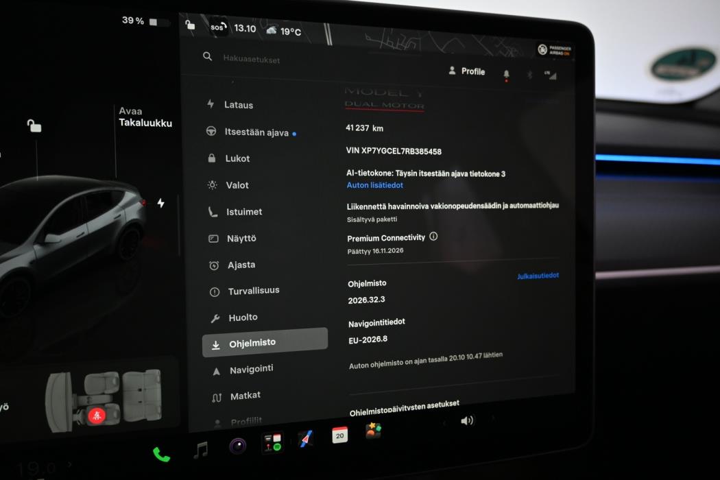 TESLA Model Y 2024