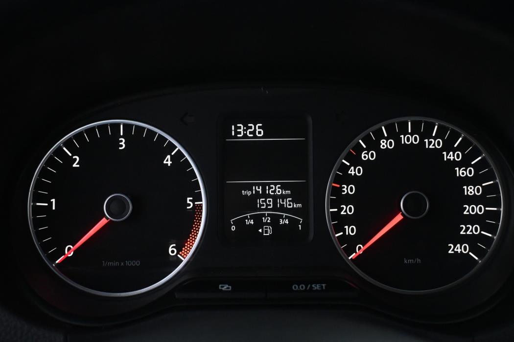 VOLKSWAGEN Amarok 2013