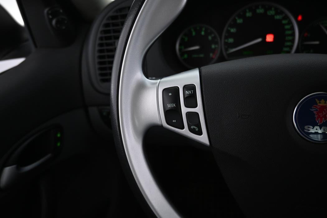 SAAB 9-3 2006