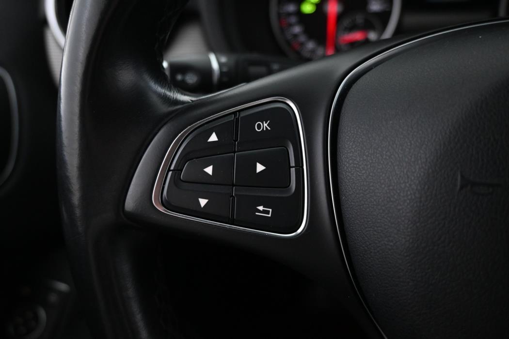 MERCEDES-BENZ B 2016