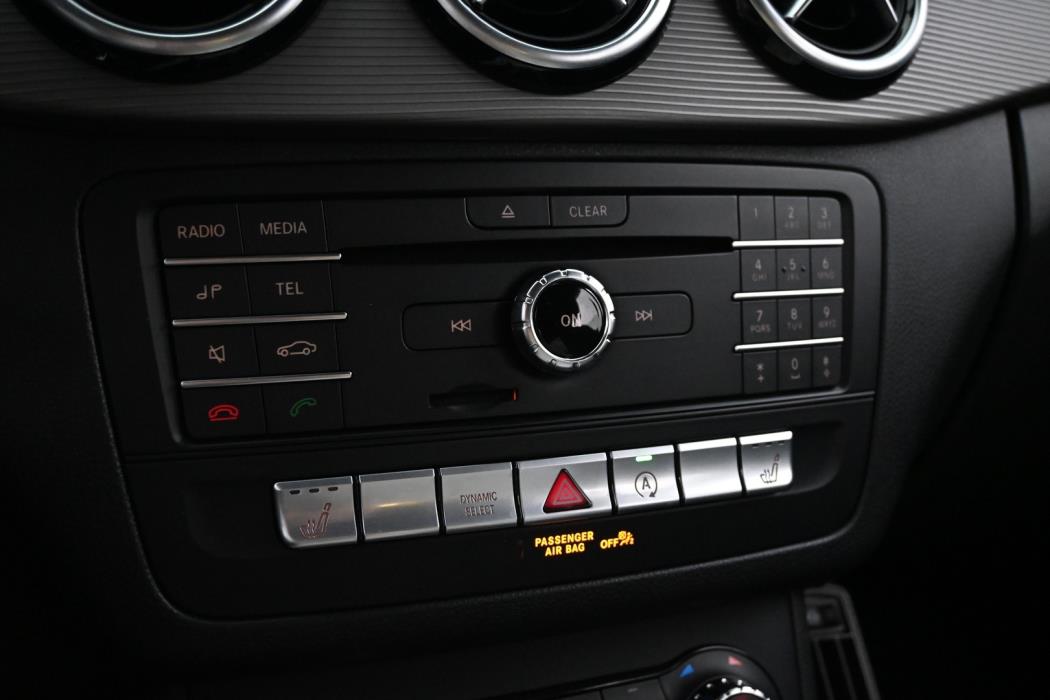 MERCEDES-BENZ B 2016