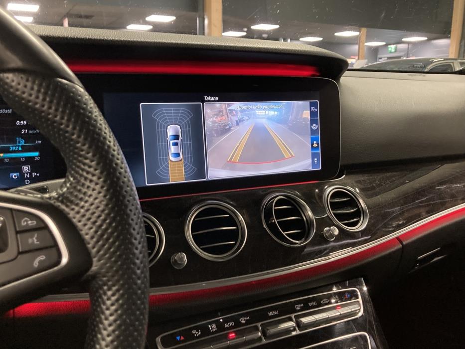 MERCEDES-BENZ E 2016