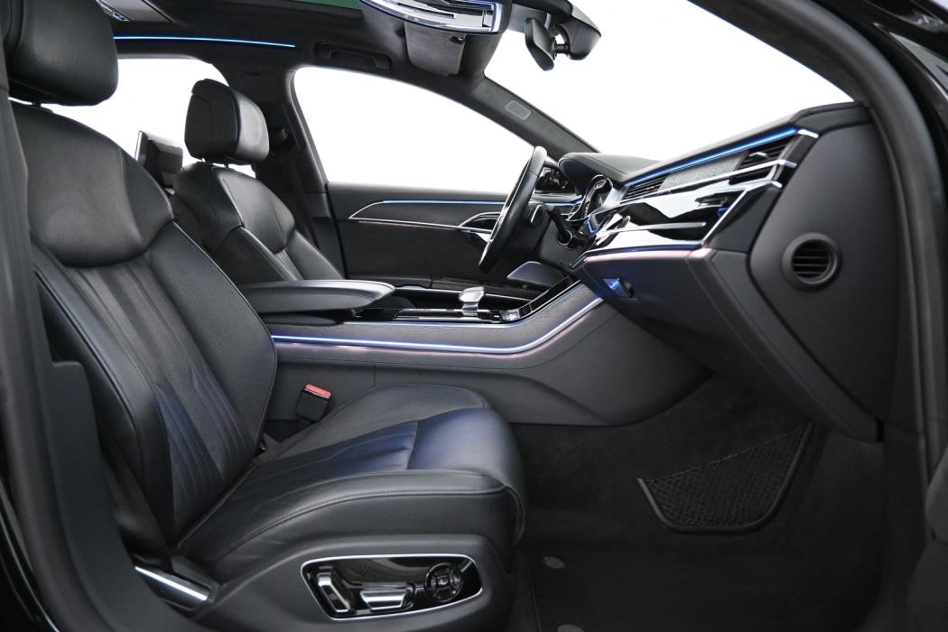AUDI A8 2020
