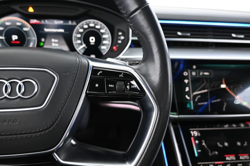 AUDI A8 2020