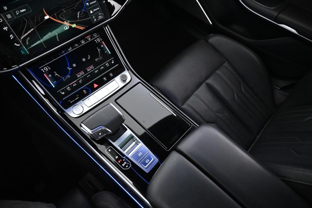 AUDI A8 2020