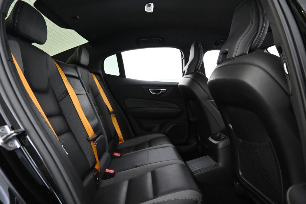 VOLVO S60 2021