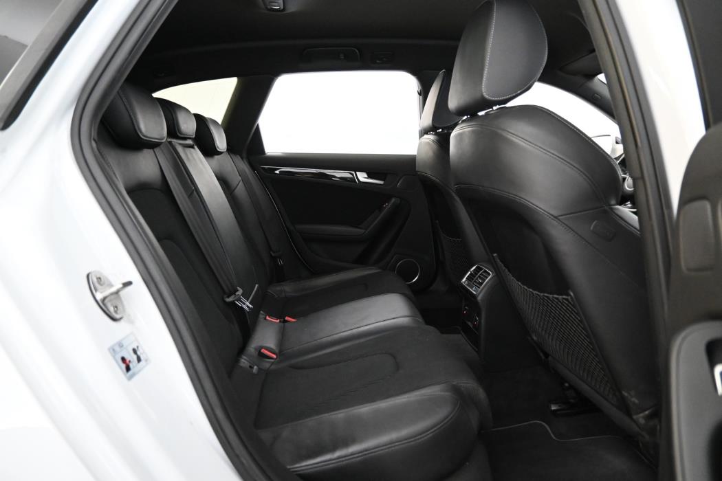 AUDI A4 2014