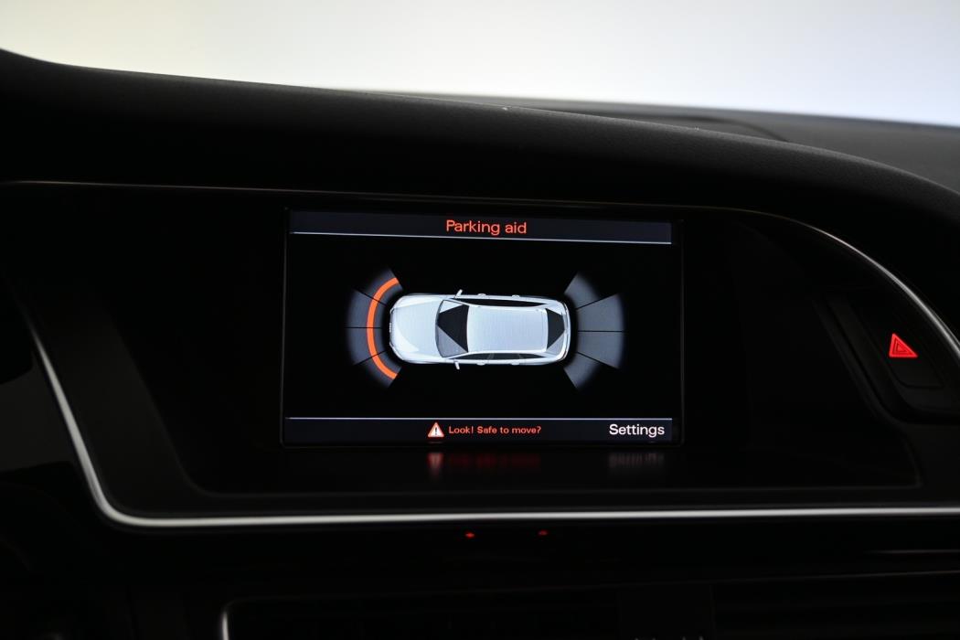 AUDI A4 2014