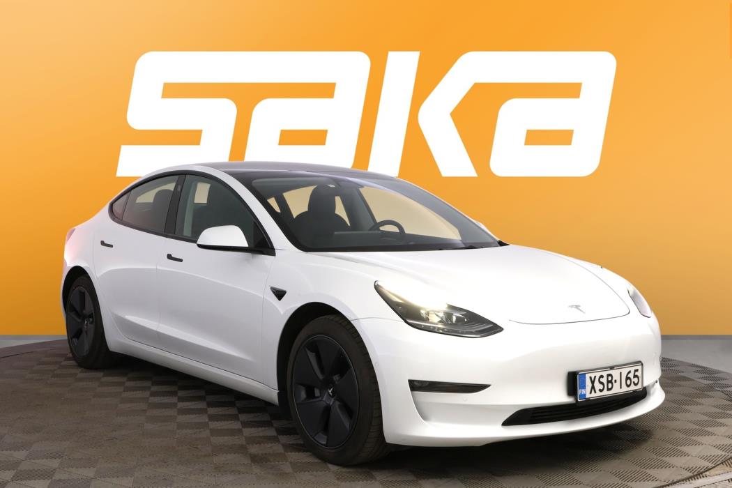 TESLA Model 3 2023