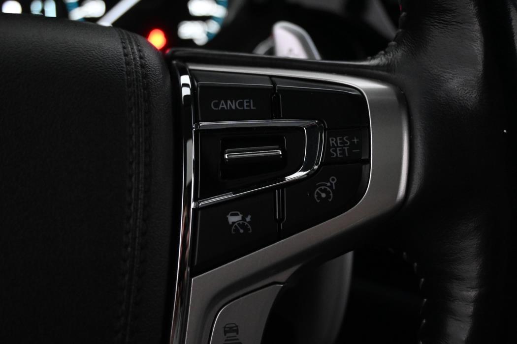 MITSUBISHI OUTLANDER PHEV 2019