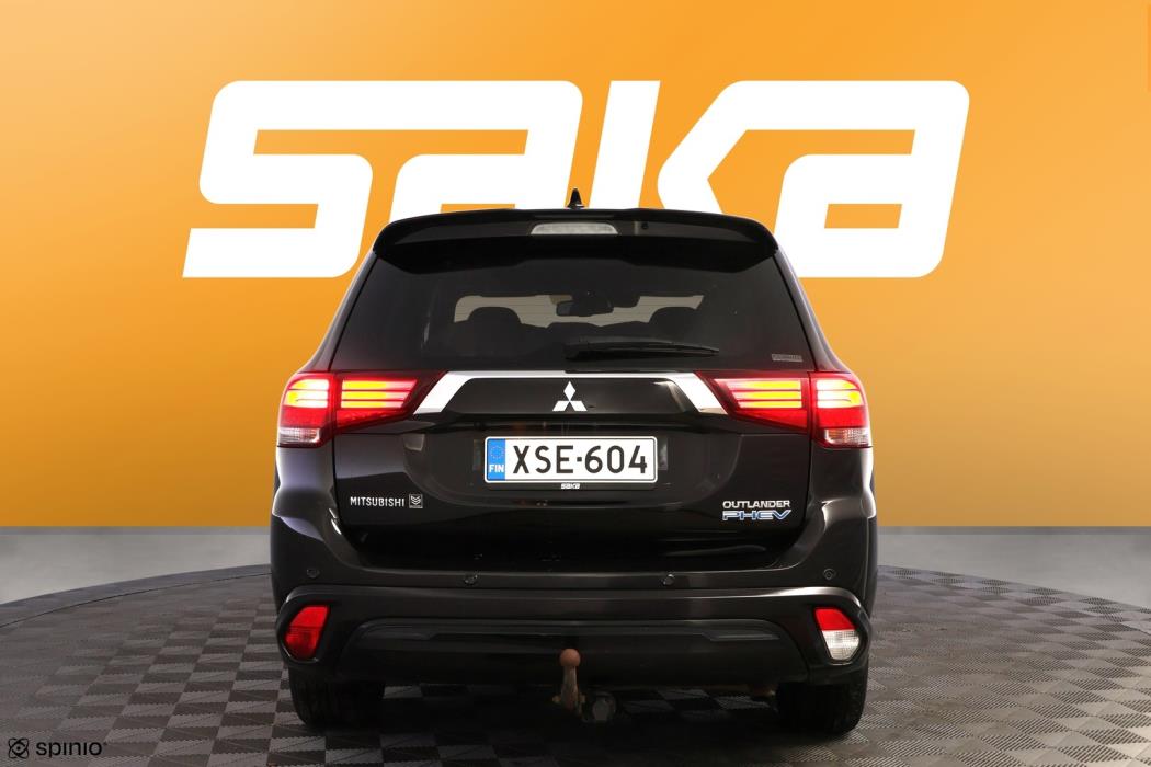 MITSUBISHI OUTLANDER PHEV 2019