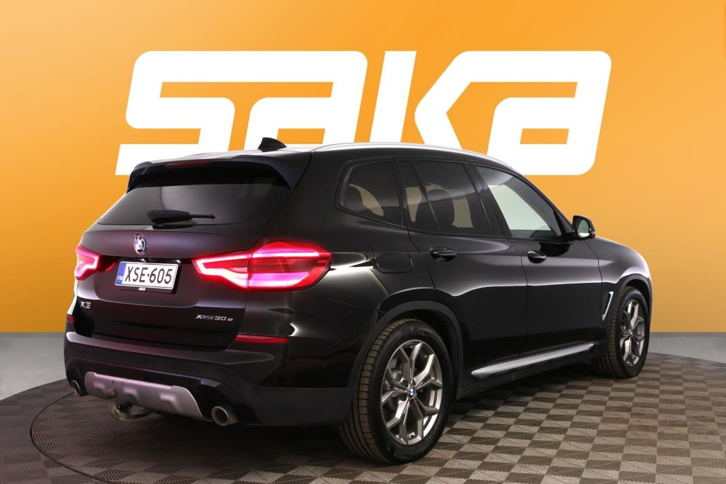 BMW X3 2021