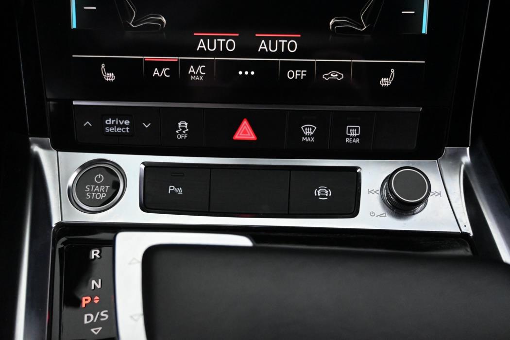 AUDI e-tron 2021