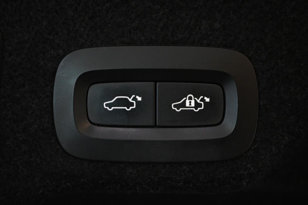 VOLVO S90 2018
