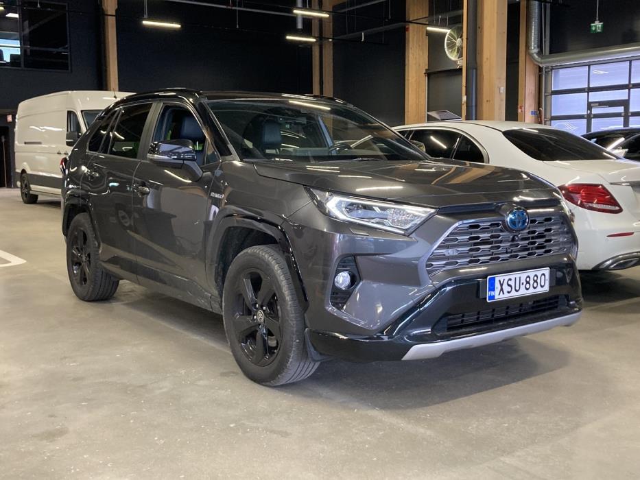 TOYOTA RAV4 2020