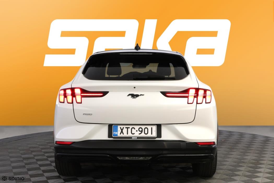 FORD Mustang Mach-E 2021