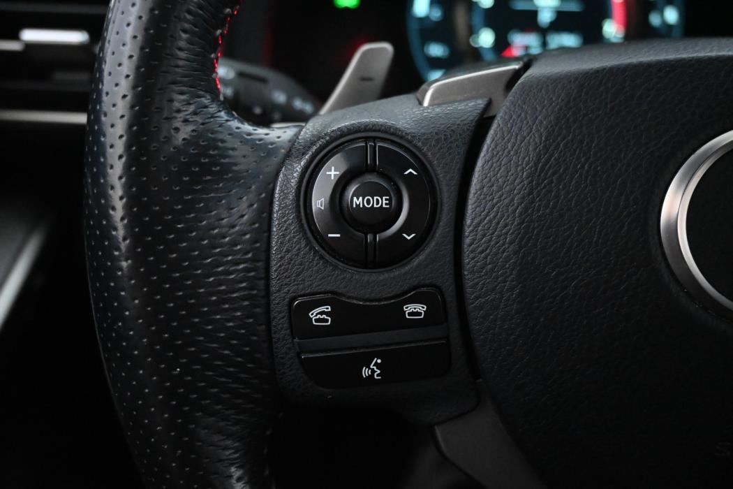 LEXUS IS 2013