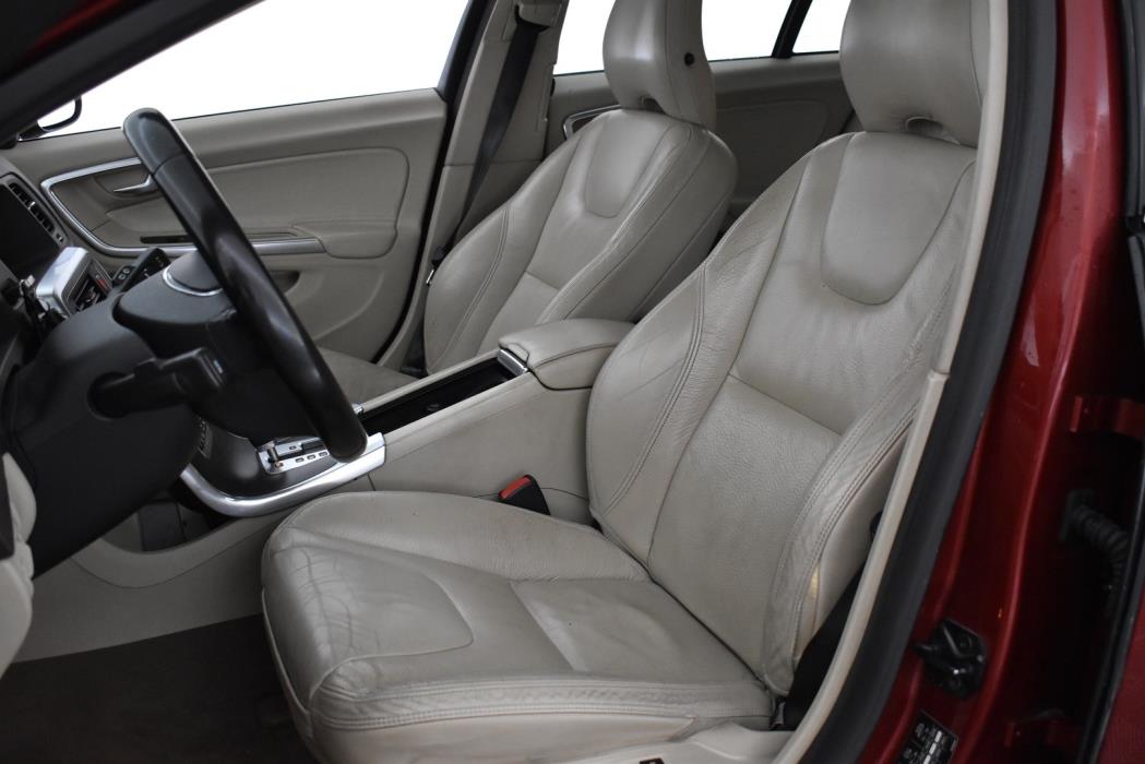 VOLVO V60 2010