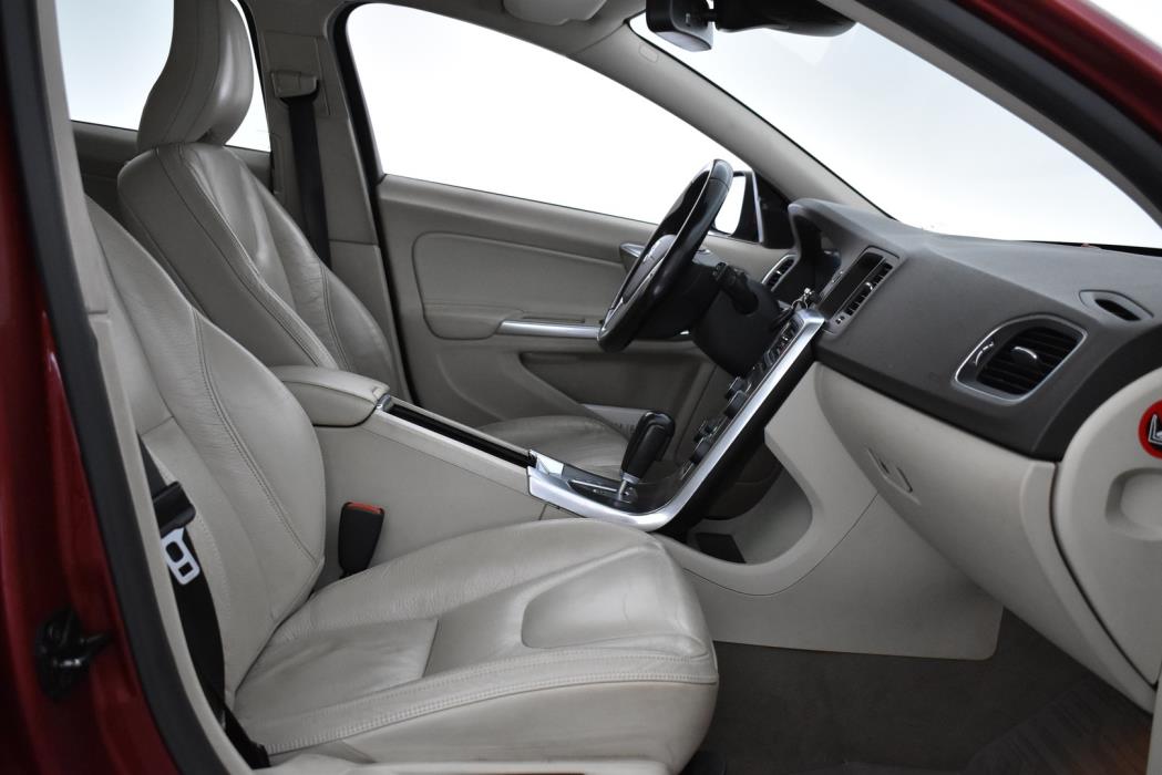 VOLVO V60 2010