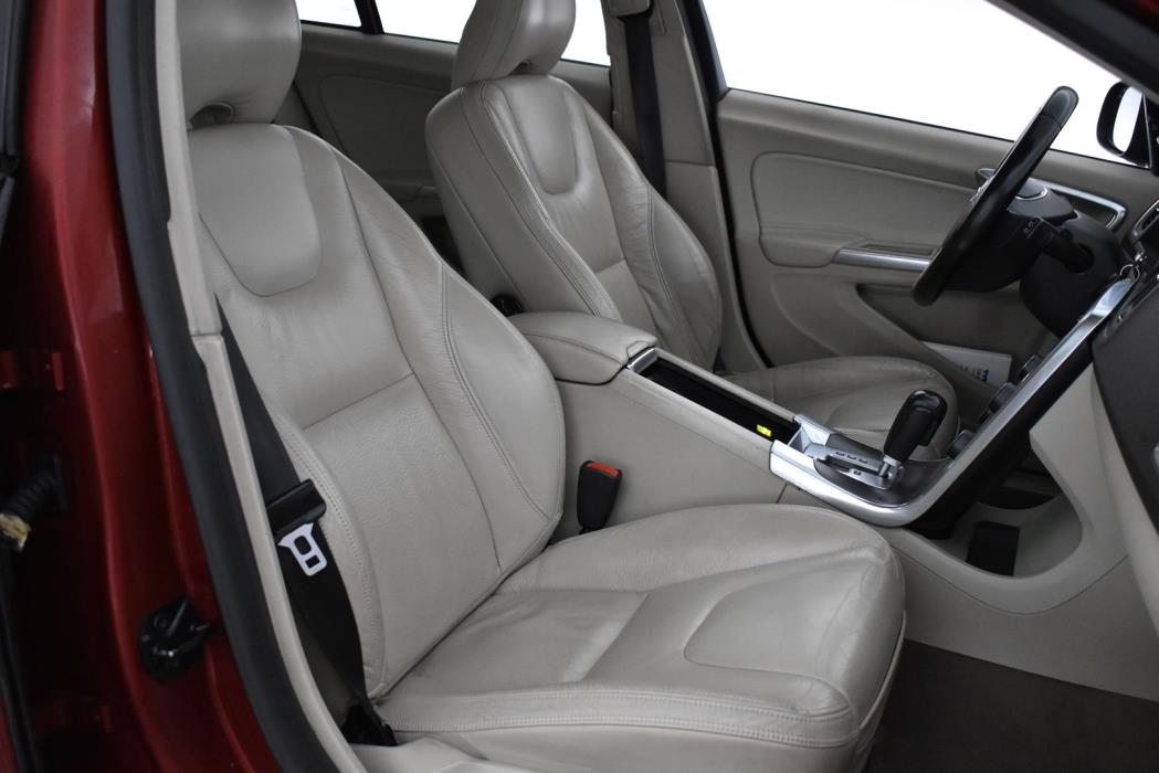 VOLVO V60 2010