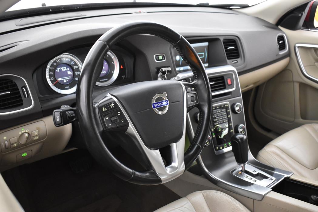 VOLVO V60 2010